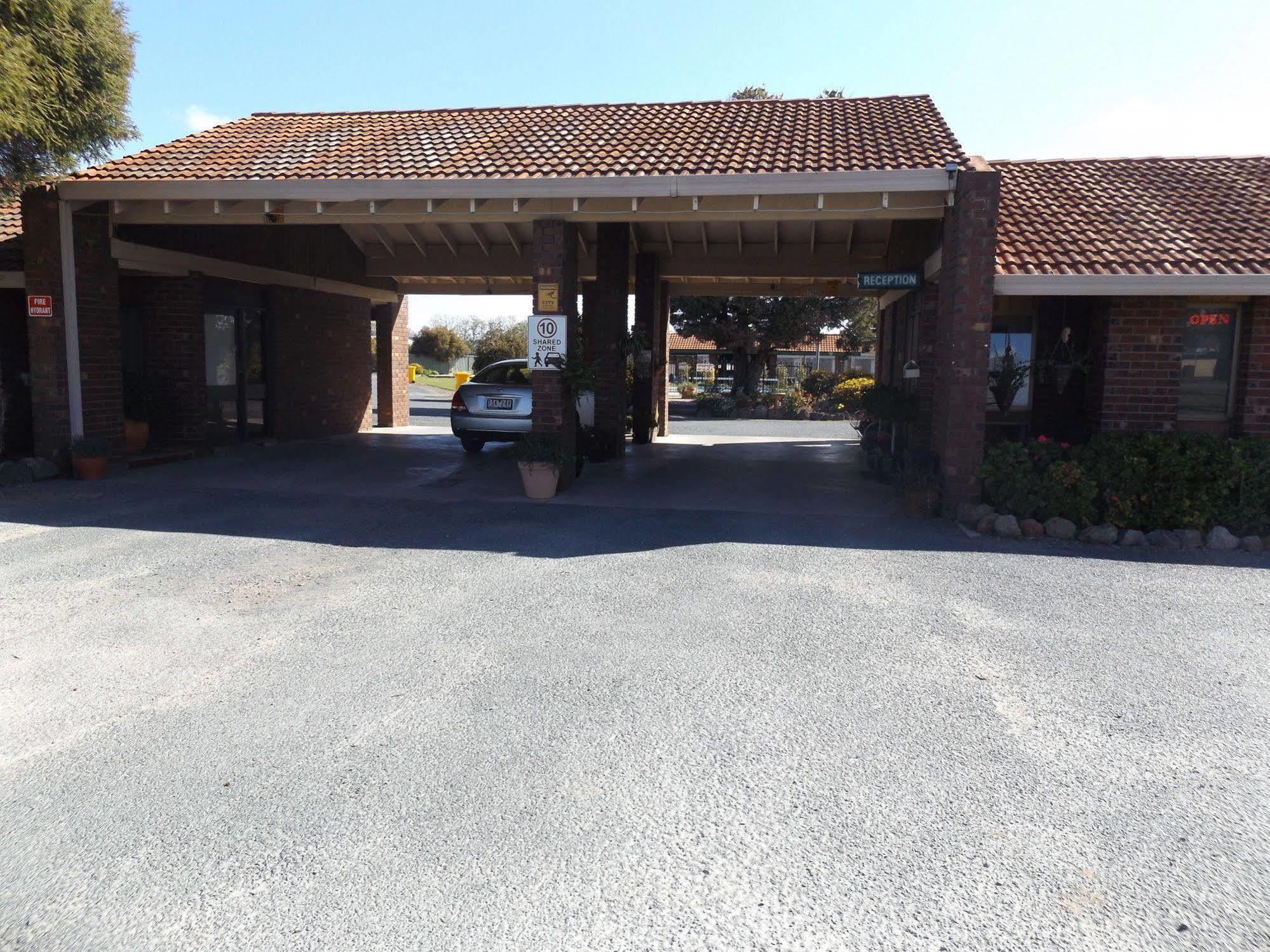 Rivergum Motel Echuca Bagian luar foto